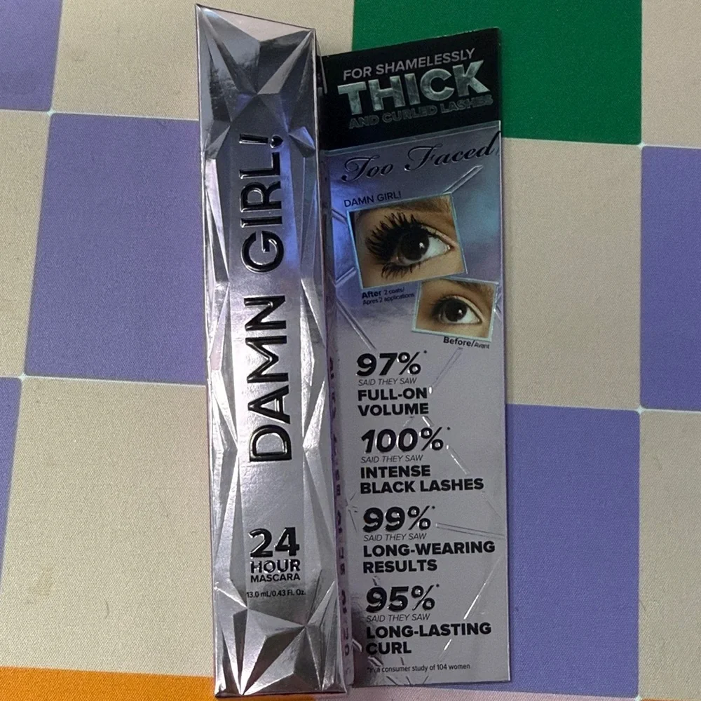 Too Faced Damn Girl! 24-Hour volumizing Mascara - Black new in box 13.0 ml